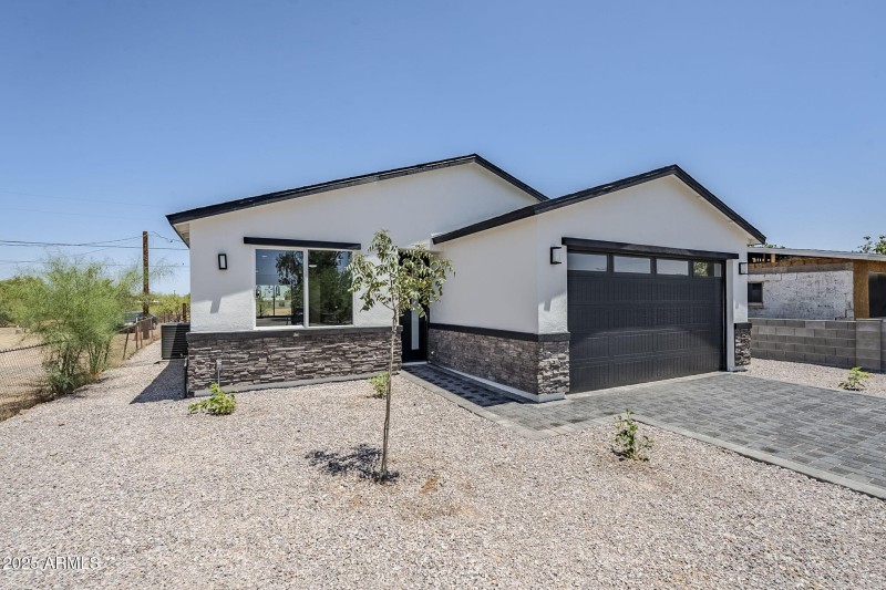 656 W TAYLOR AVE Coolidge
