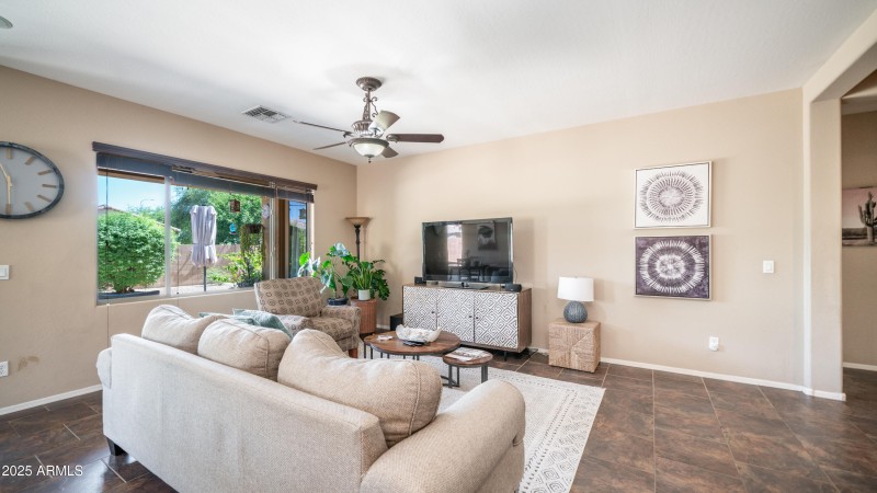 3994 E Grand Canyon Pl-10
