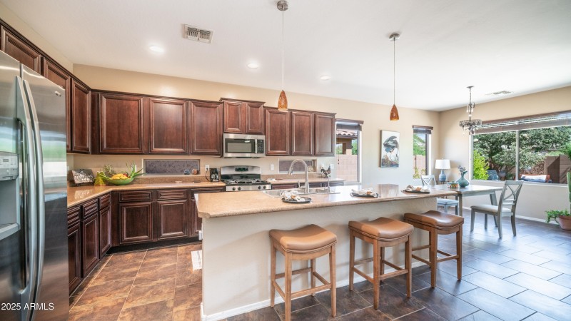 3994 E Grand Canyon Pl-16