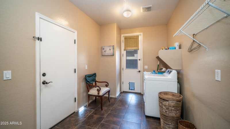 3994 E Grand Canyon Pl-17