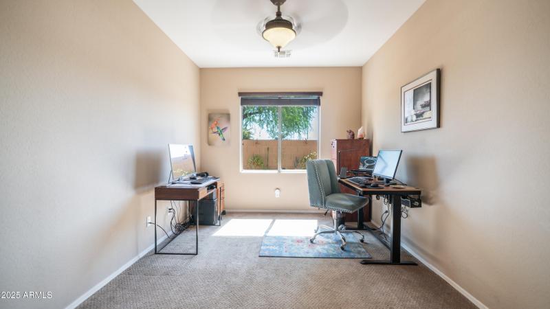 3994 E Grand Canyon Pl-25