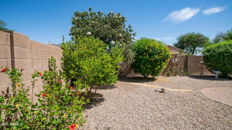 3994 E Grand Canyon Pl-32