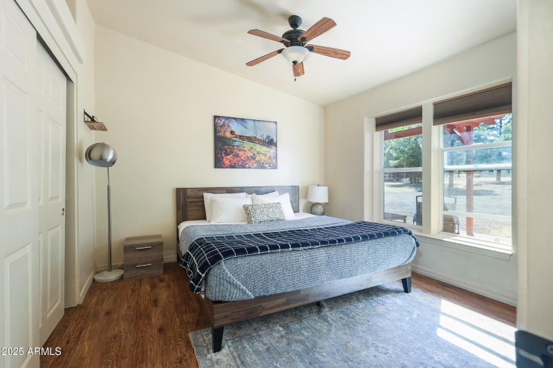 7825 Easy St 046