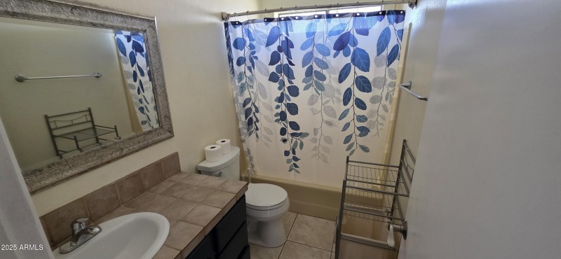 Master Bath (2)