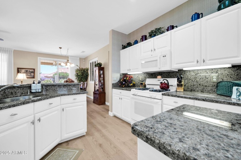 GORGEOUS COUNTERS