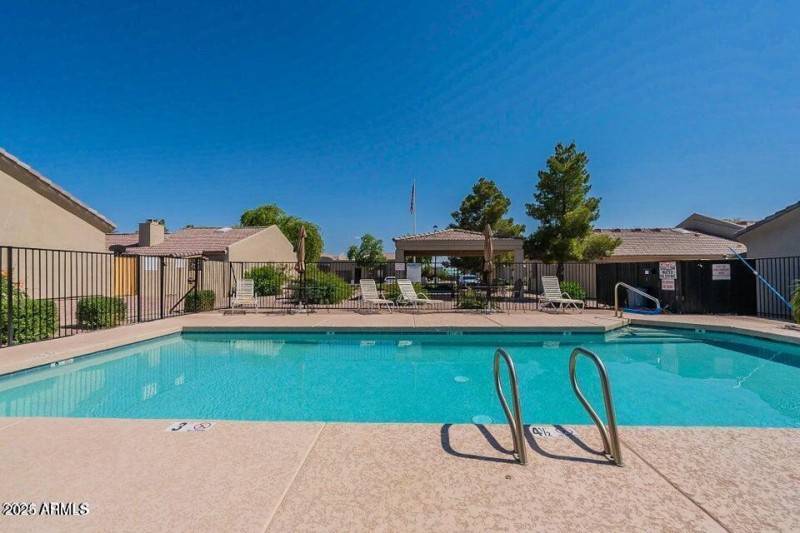 Pool 1