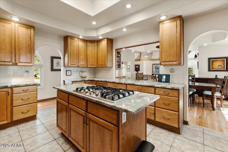 21-Kitchen