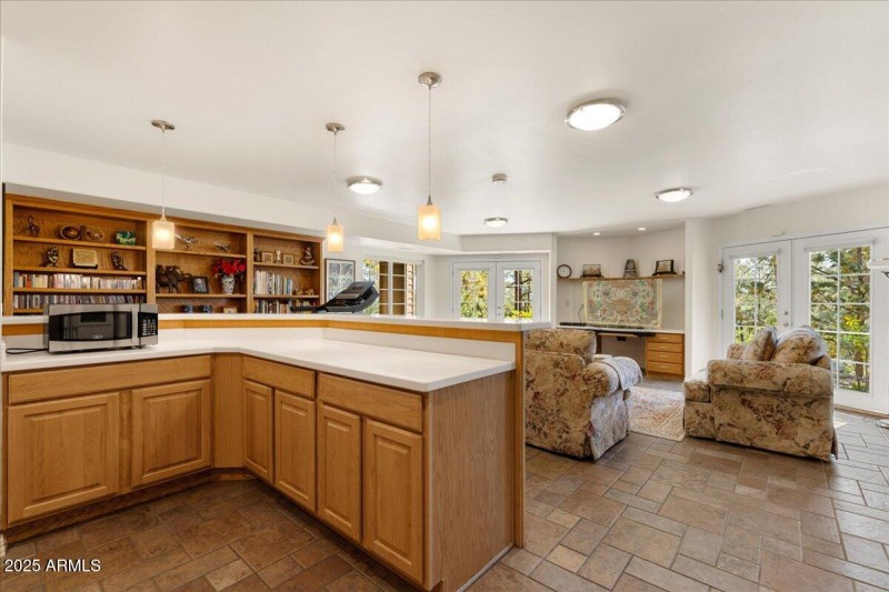 Family Room/Kitchen
