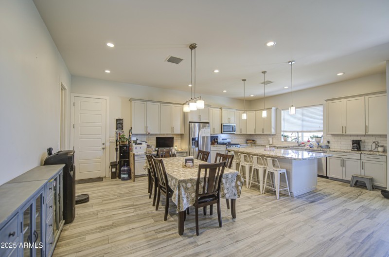 Kitchen 4