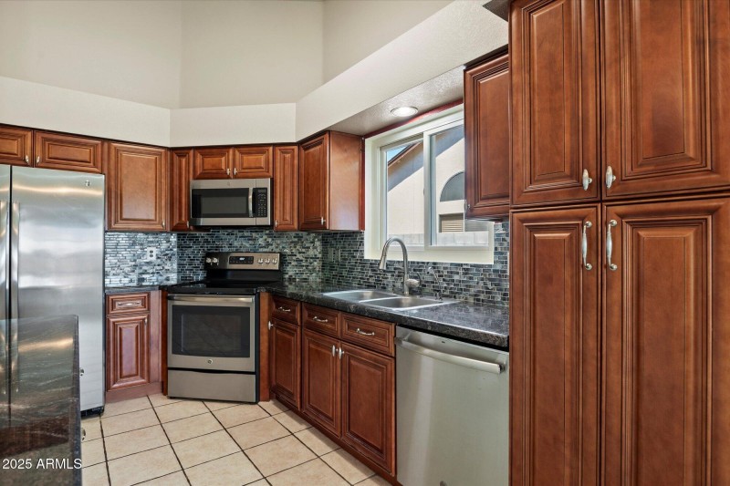 Kitchen 3