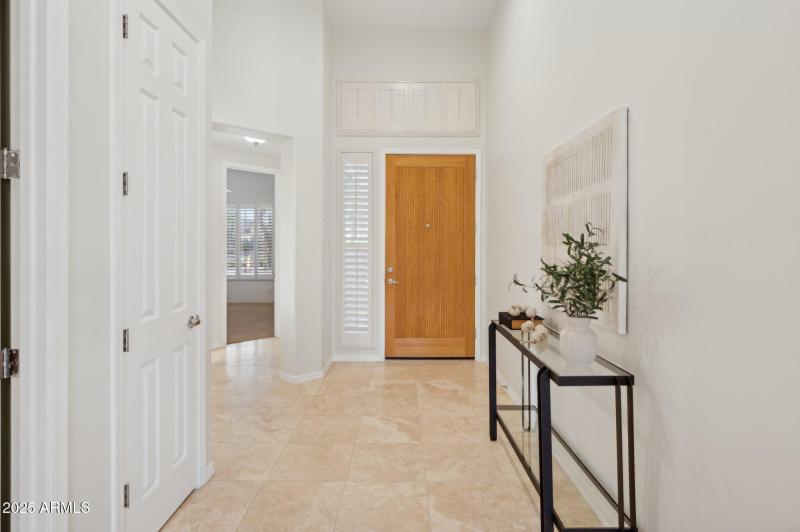 6-web-or-mls-11299-e-greythorn-dr
