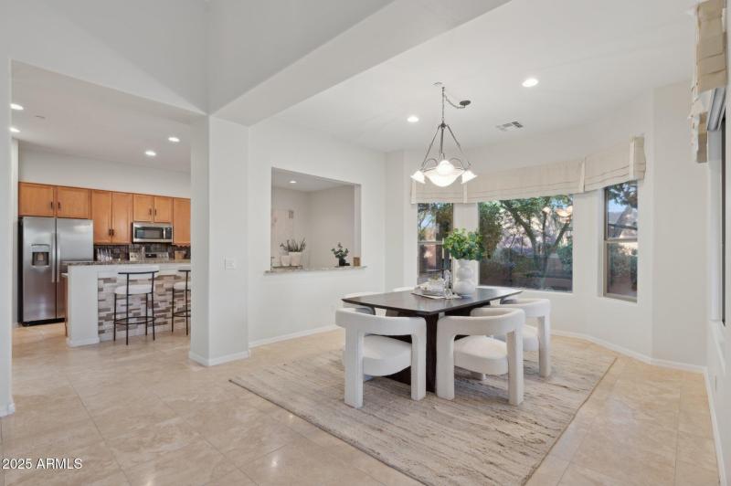 17-web-or-mls-11299-e-greythorn-dr