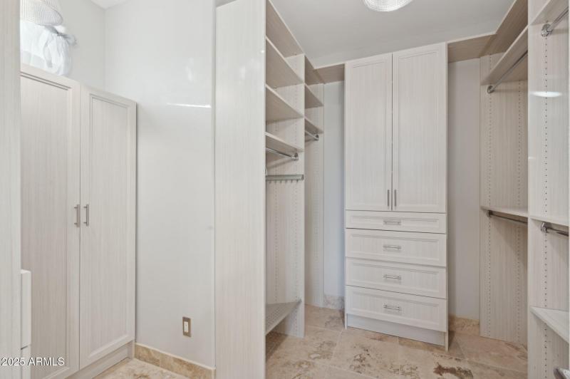 37-web-or-mls-11299-e-greythorn-dr