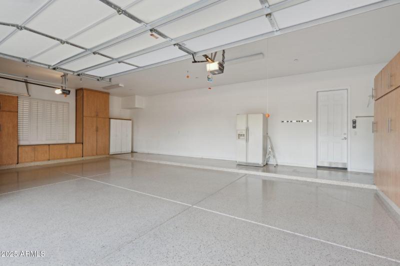 46-web-or-mls-11299-e-greythorn-dr