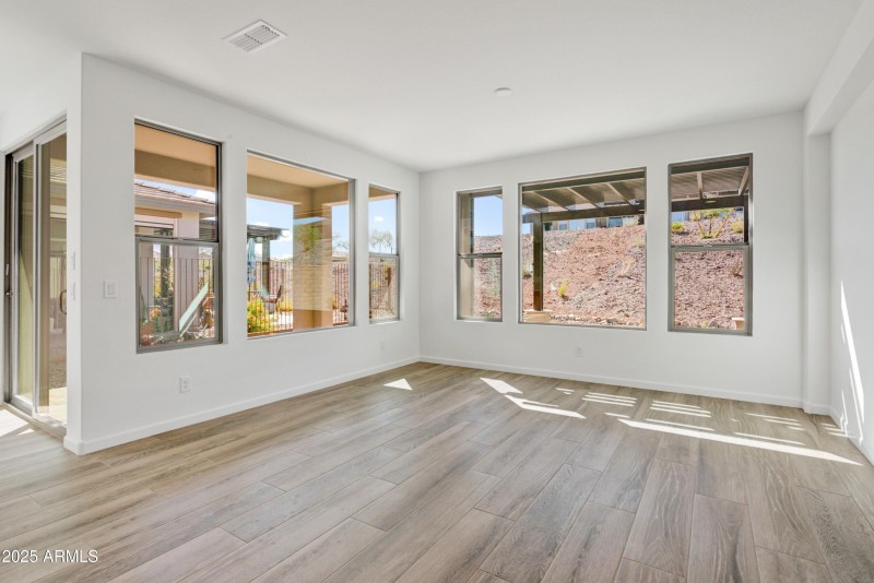 014_Living Room