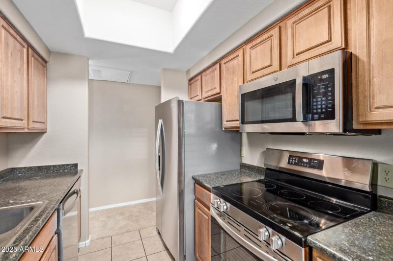 09 Kitchen