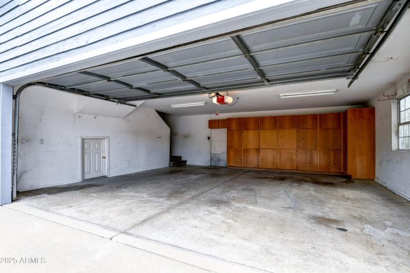 Garage 1
