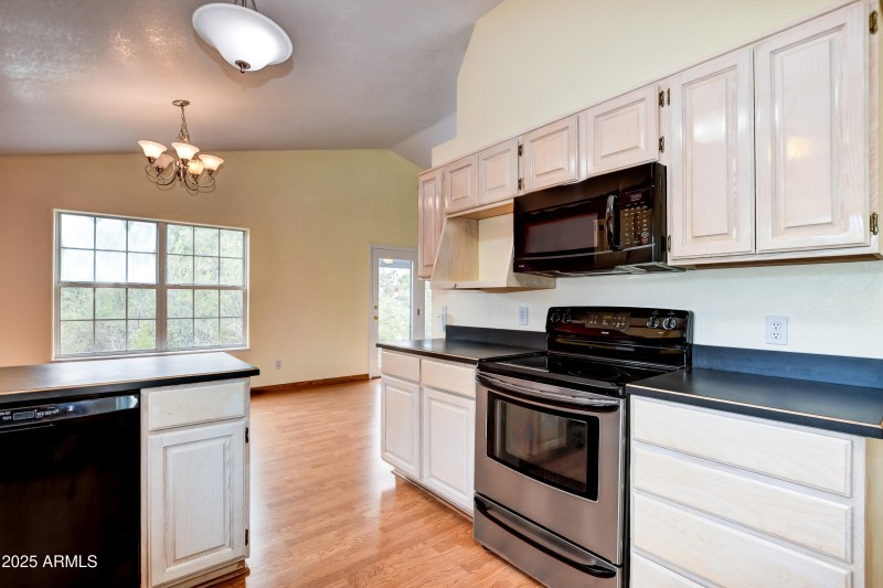 Kitchen 4
