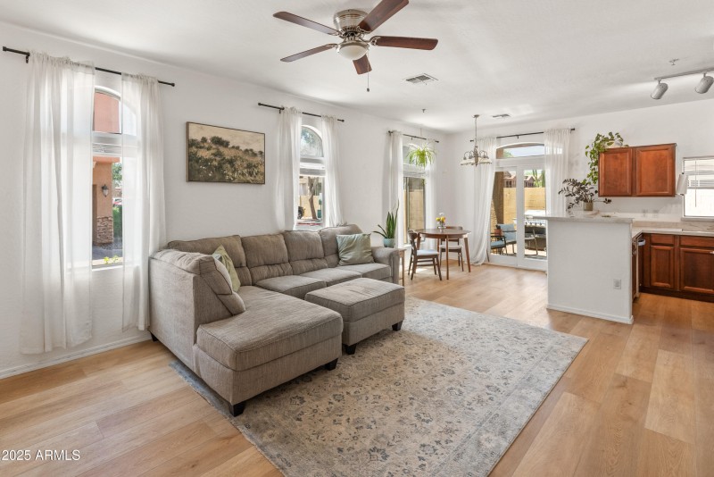 2150 E Bell Rd Unit 1088-15