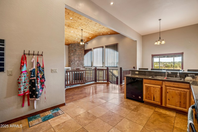2219FairwayDr-Overgaard-AZ-9