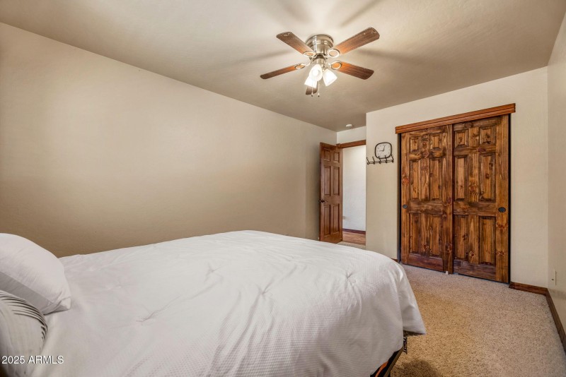 2219FairwayDr-Overgaard-AZ-24