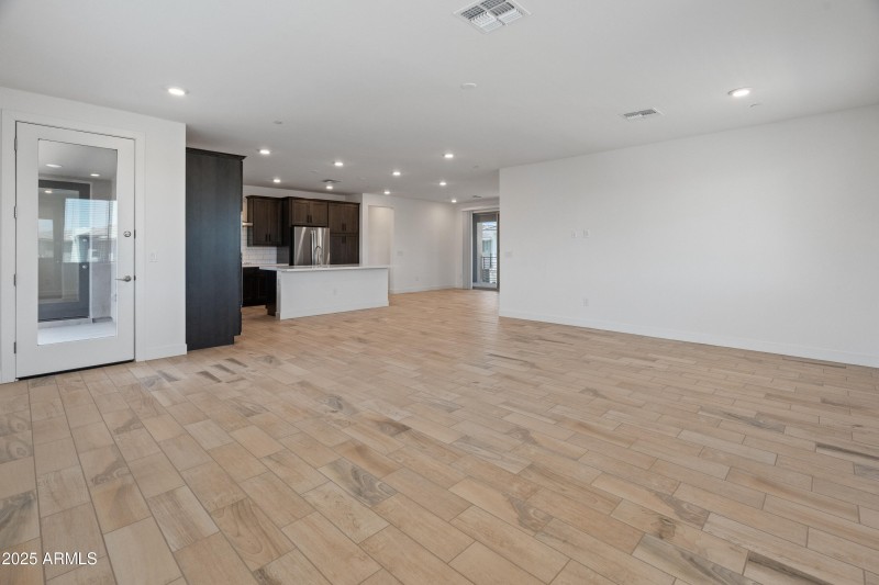 2121 W Sonoran Desert Dr Unit 14-17