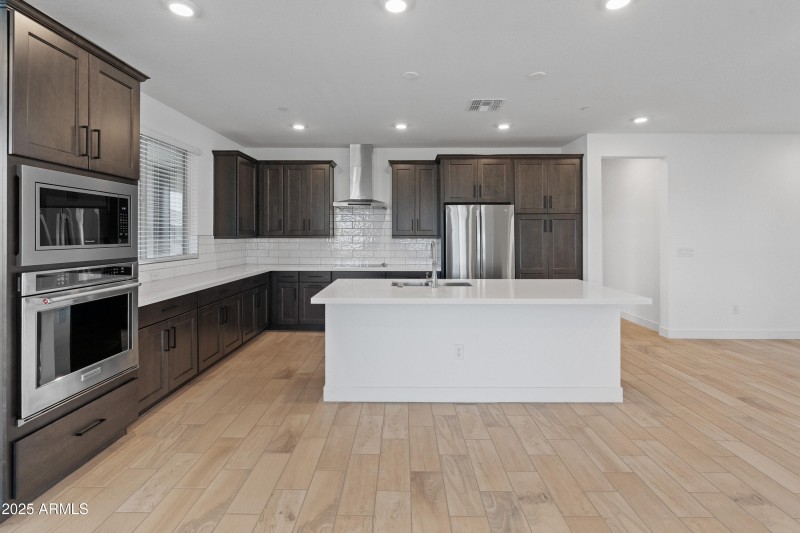 2121 W Sonoran Desert Dr Unit 14-20