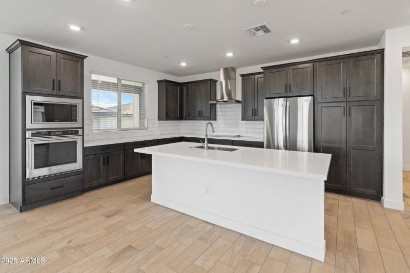 2121 W Sonoran Desert Dr Unit 14-21