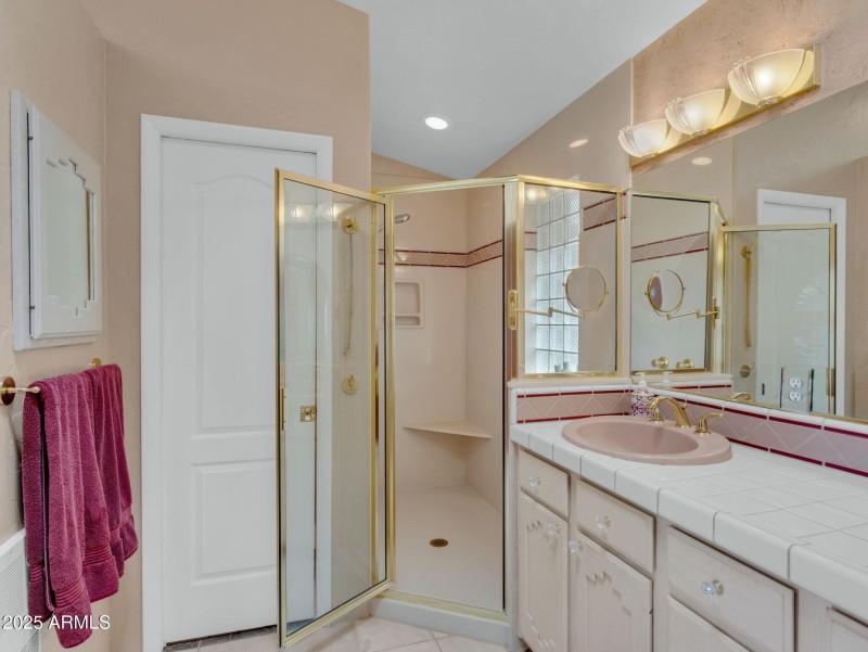 024_Walk in shower