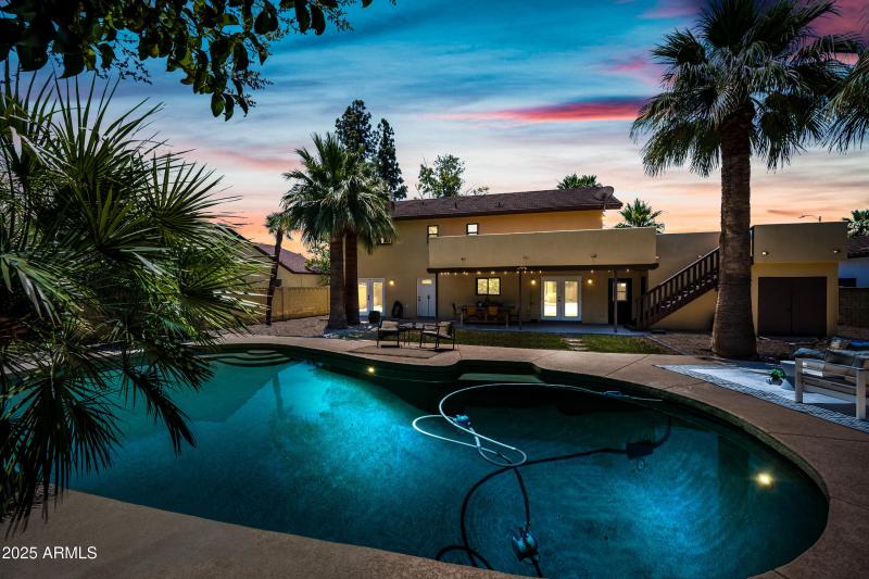 Pool & Patio