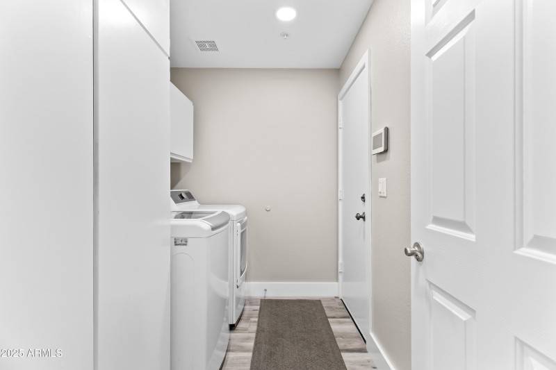 Laundry Rm