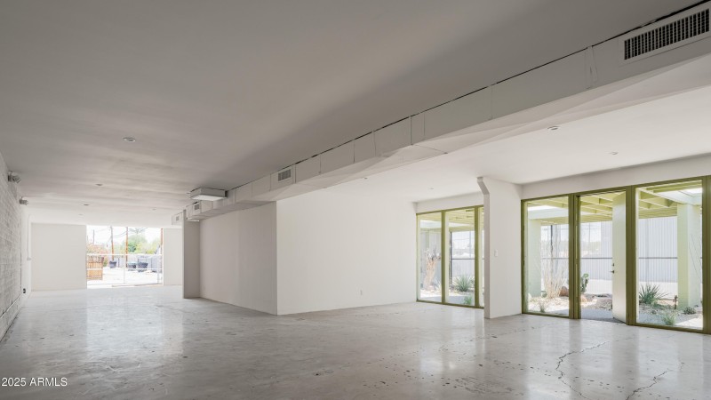 JR17 Stance Architecture - Studio 5960 W