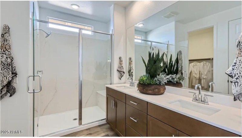 Owners Bath