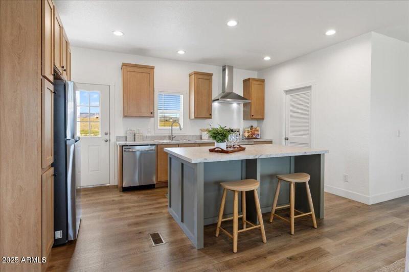 09-Kitchen
