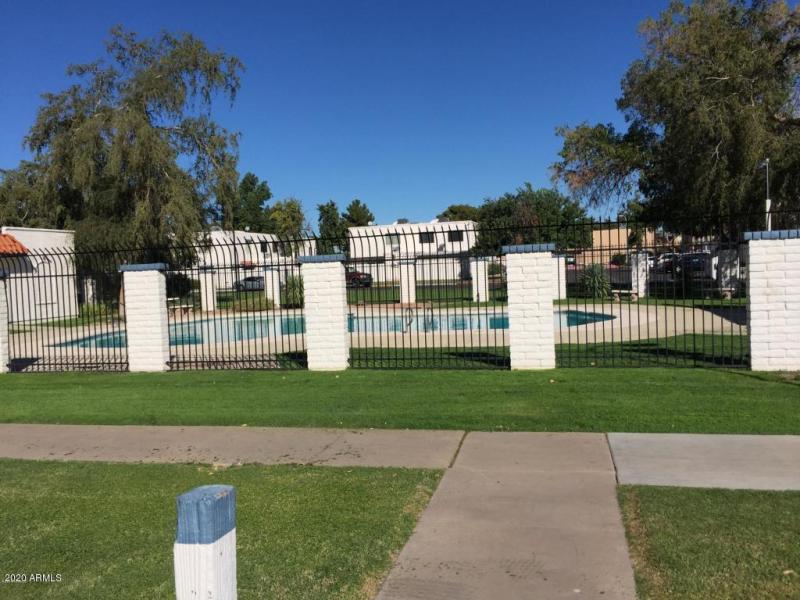 20141106222723406505000000-o