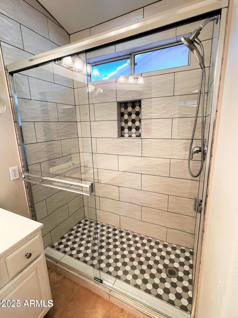 Main Bath 2