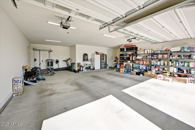 24-Garage
