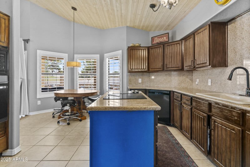 Kitchen 3