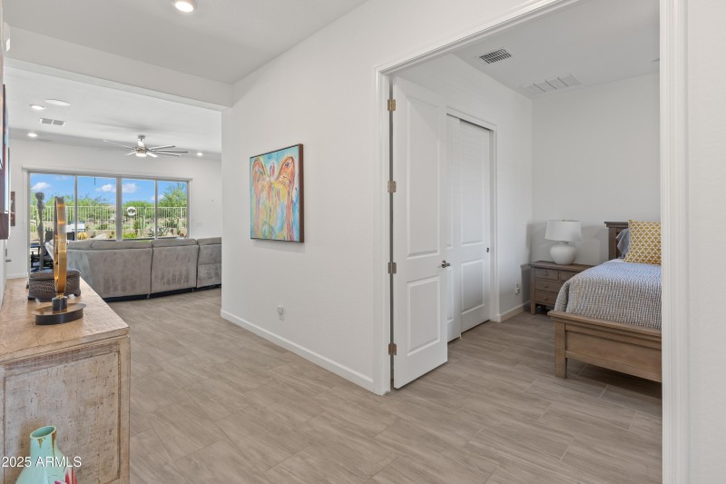 17018 W Saguaro Park Ln-5
