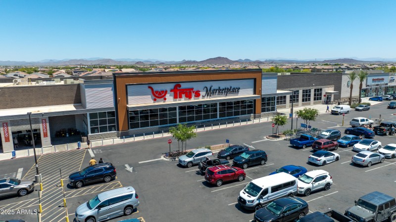 17018 W Saguaro Park Ln-62