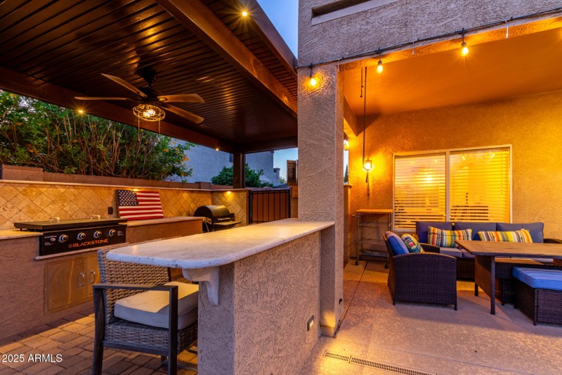 Built in BBQ and Bar Counter