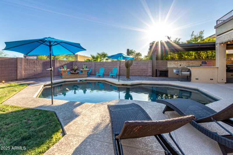 Lounge by the Pool