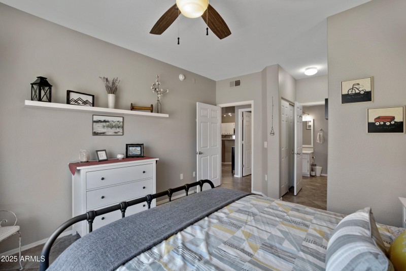 3236 E Chandler Blvd #2018-23