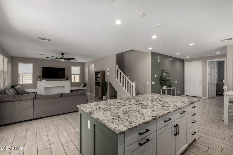 Open Kitchen