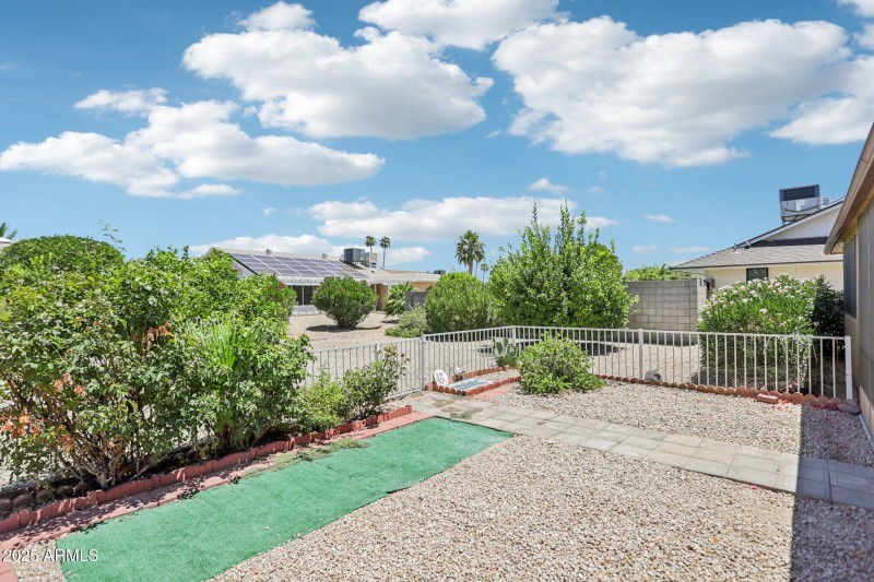 37-web-or-mls-W Foxfire Dr-1706-037