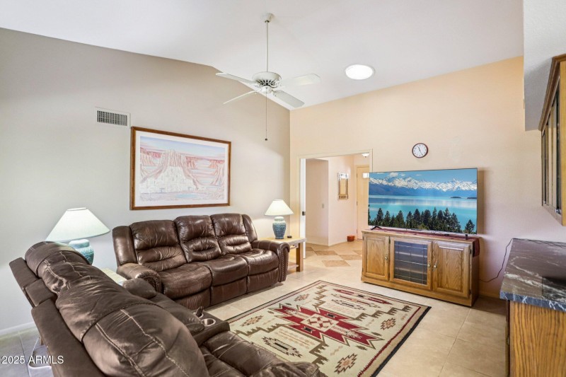 8-web-or-mls-W Foxfire Dr-1706-008