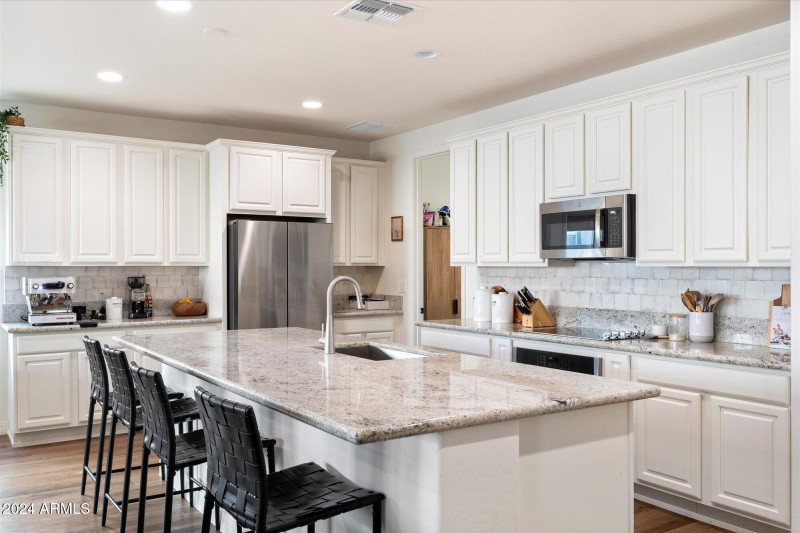 Kitchen 1.