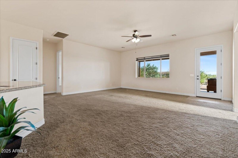 10-Living Room