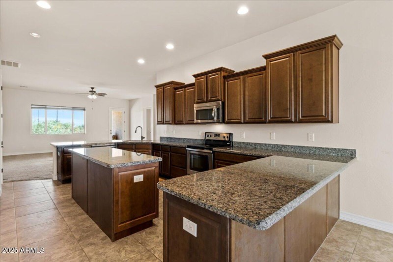 19-Kitchen
