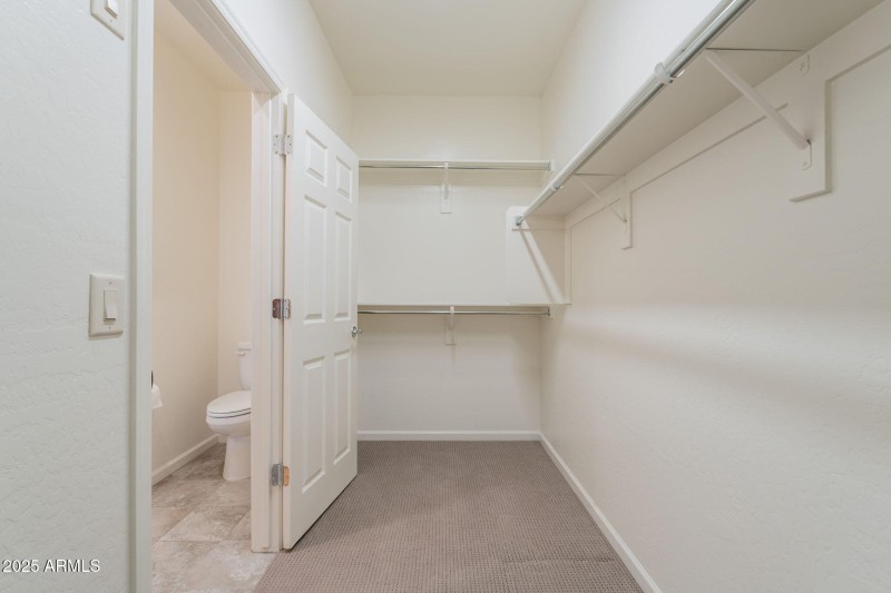 Walk-in Closet